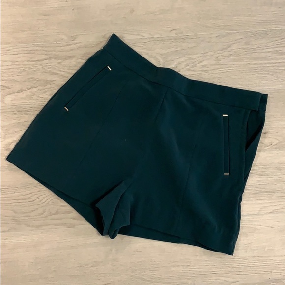 Green High-Waisted Shorta - Picture 1 of 3